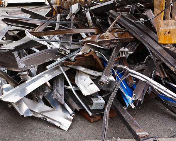 TINTEN RÉCUP MÉTAUX : Ferrailleur. Entreprise de récupération de ferraille, de métaux et de batterie à domicile et sur chantier : Débarras hangar, maison , grenier … Maine-et-Loire 49, l’Indre-et-Loire 37 les Deux-Sèvres 79 ...